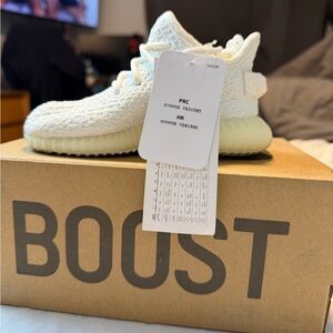 Infant Yeezy 350 “Triple White”